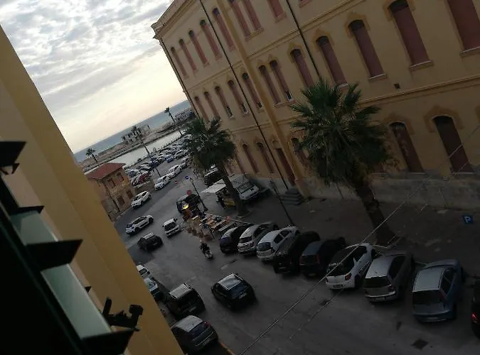 Couette-café Regina Del Porto 4*